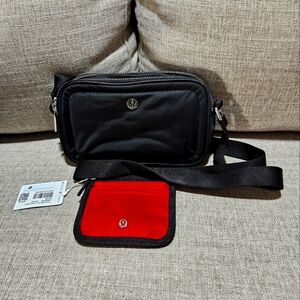 Lululemon Black Crossbody Camera Bag With Card Holder - NWT